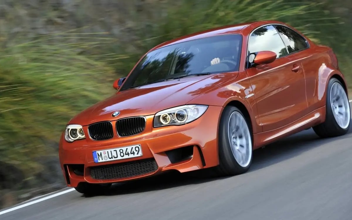 1M Coupe hero
