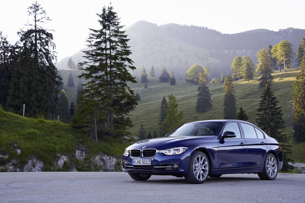 318i hero