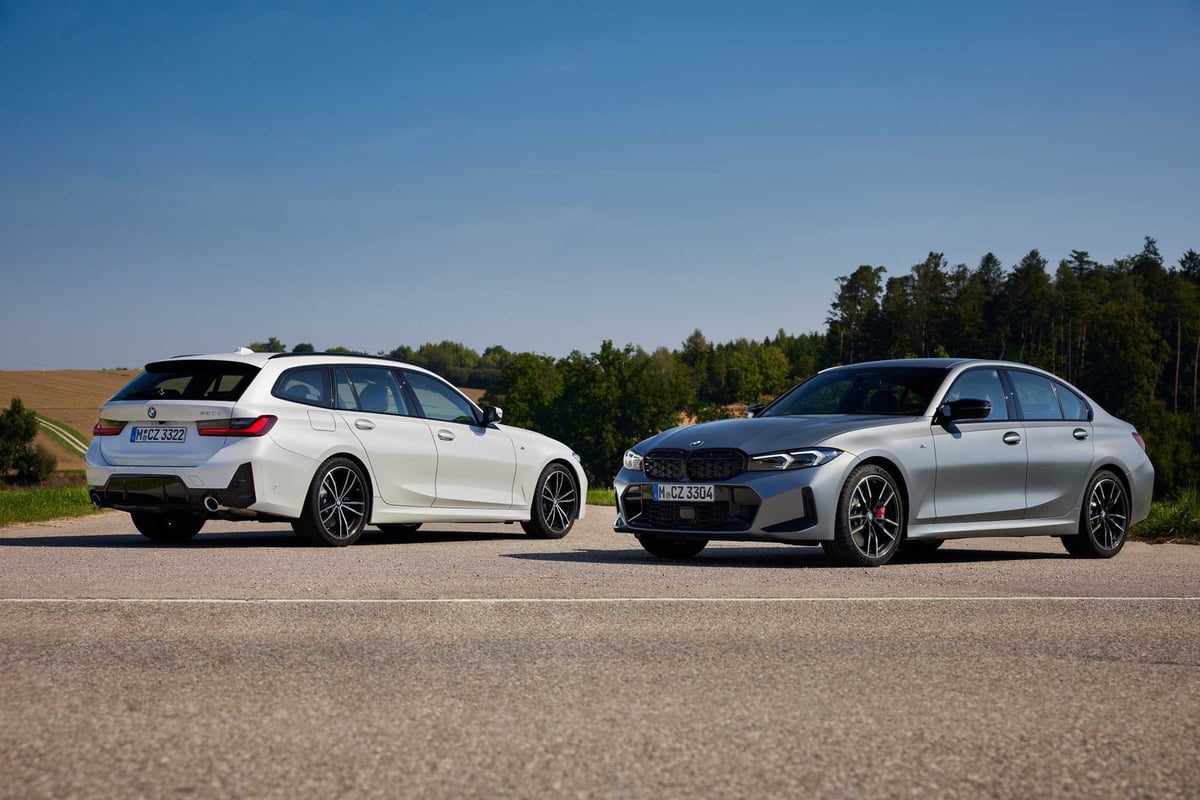 318i Touring hero