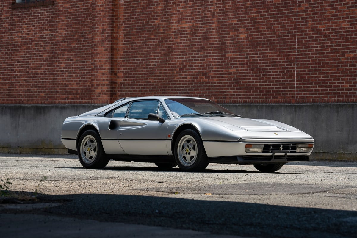 328 GTB hero