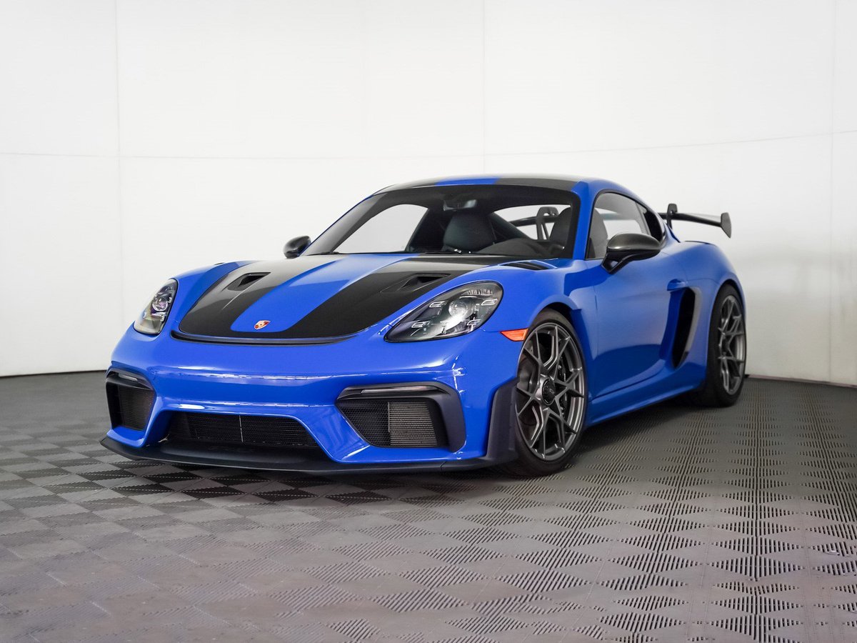718 Cayman GT4 RS hero