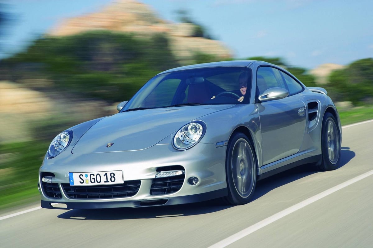 911 Turbo hero