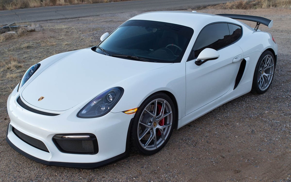 Cayman GT4 hero
