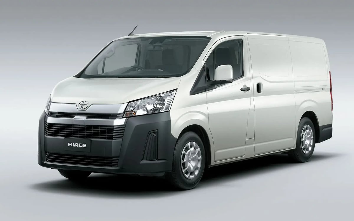 Hiace 300 hero
