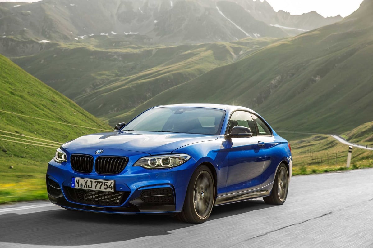 M235i hero