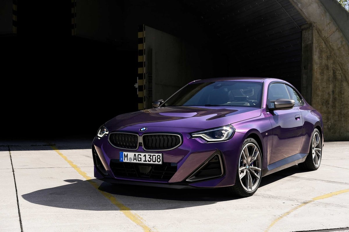 M240i xDrive hero