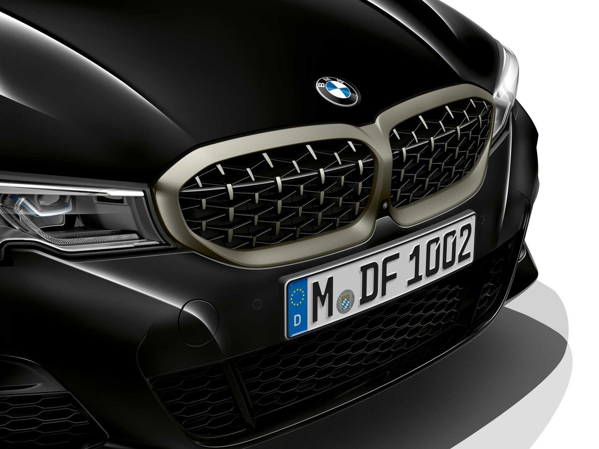 M340i hero