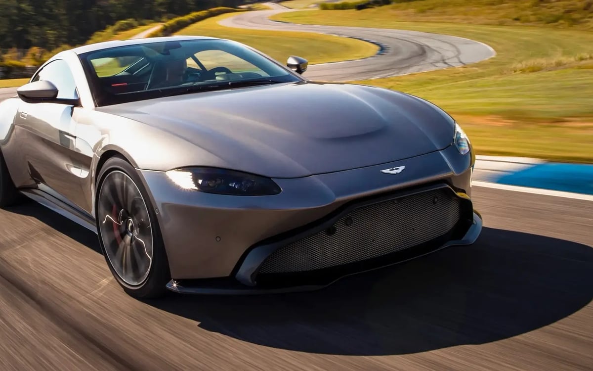 Vantage hero