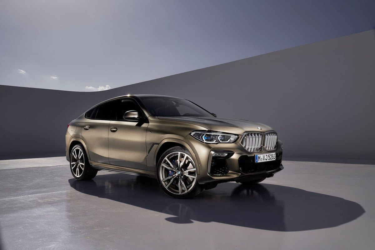 X6 M50i hero