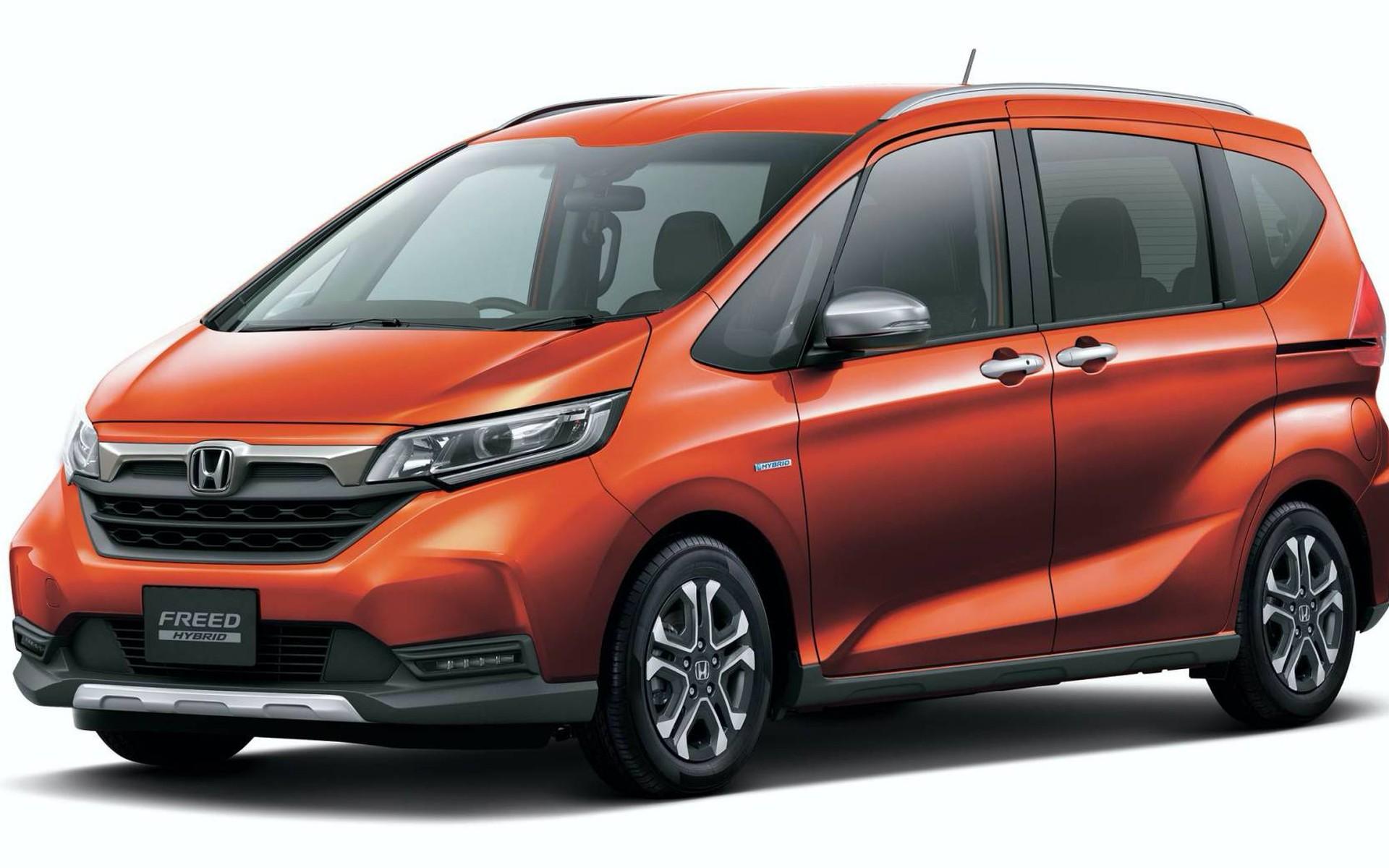 honda freed-hybrid-crosstar 年份封面
