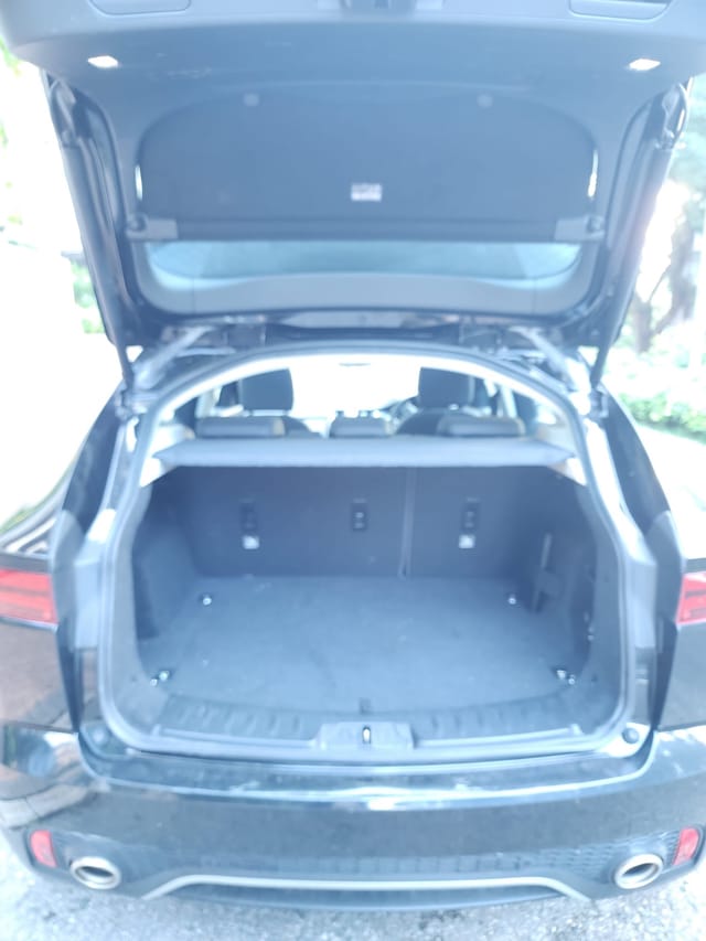 2019年。0手。自用車。$79,000-
#jaguar